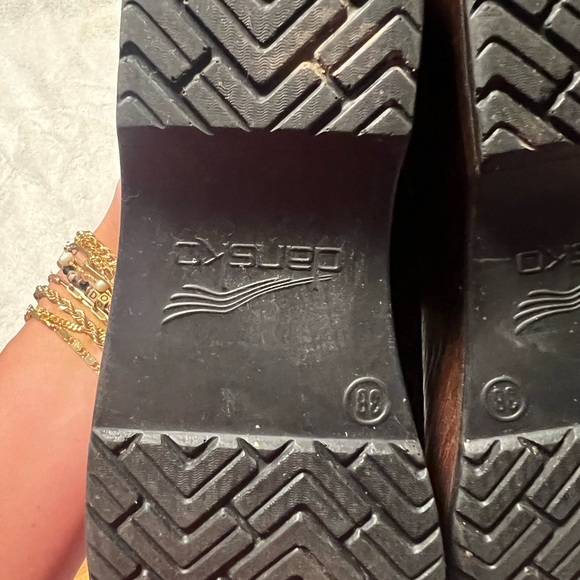 Brown with gold writing size 38 (7.5) Dansko clogs lightly worn - Picture 7 of 9